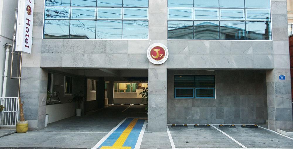 J2 Family Hotel Jeju Exteriör bild